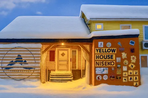Yellow House Niseko
