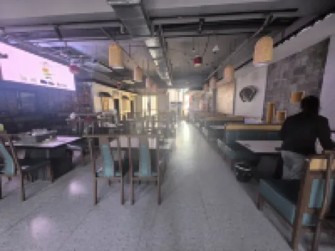 Karljek Kyung Hui Hotel Hotels in Karakax