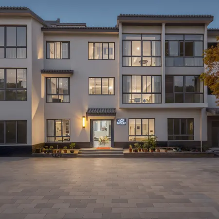 Chuguangli · Lumen Vacation Boutique Stay (Yixing Yao Hu Town)