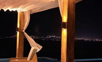 Dali Twelve Clouds Seaview Villa   (Erhai Branch)
