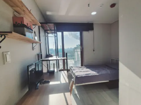 Staywith Hongdae Hotels near Hongik University, Seoul Campus