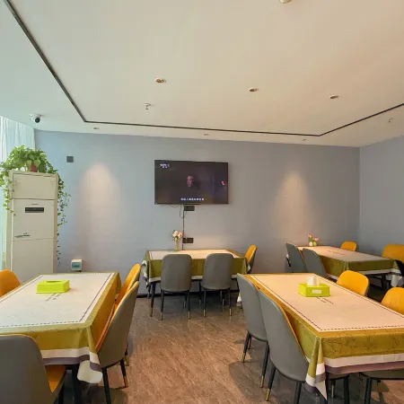 Longzhou Aishang Sunshine Hotel