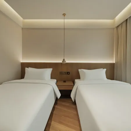 Yangshi Hotel (West Lake Scenic Area)