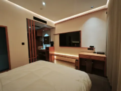 mohe beiji lin yun shan shui jiu dian