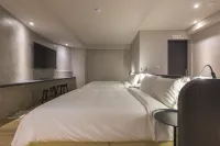 Superb Hotel - balcony