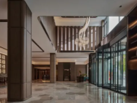 Yunfeng Hotel (Tonghua Trade Center) Hoteles en Tonghua