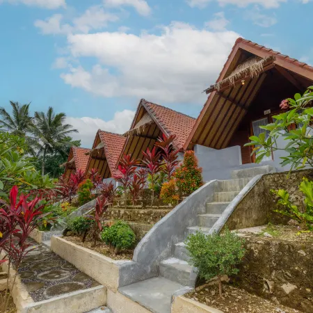 La Rise Penida Cottage Отели рядом с достопримечательностью «Холм Букит-Телетабис»