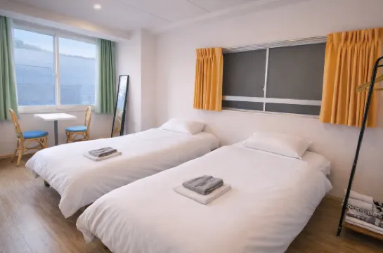 โรงแรมซากุระ จิมโบโช