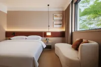Xichang Heyue Guanhai Resort Hotel - Balkoner