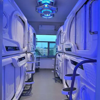 Hohhot Binyue Capsule Hotel (Inner Mongolia Agricultural University) Hotels near Inner Mongolia Agricultural University