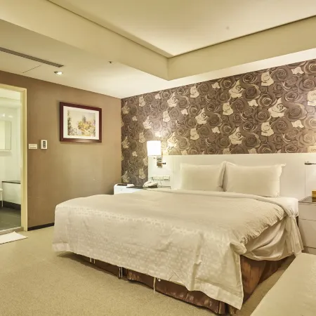 Family Hotel Taipei Отели рядом с достопримечательностью «Станция метро Dingxi»