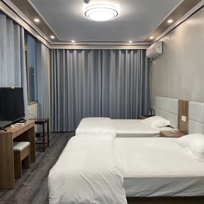 Tongqing Hotel