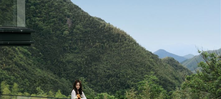 Verena Manxu · 270° Mountain Summit Sea of Clouds Secret Realm (Yunshang Prairie) 안지 호텔