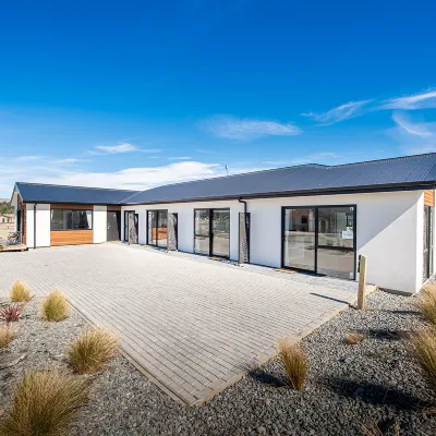 Matariki Star Hotels near Chameleon Stargazing Booking Office