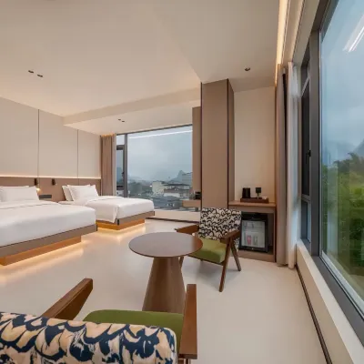 Fuyu Garden Hotel (Southwest University Zhuangyuanbei Subway Station) Hotel berhampiran Gunung Jinyun