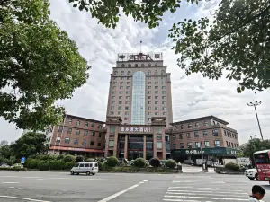 故鄉逢大飯店（新縣火車站店）