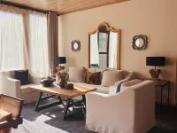 Zhonghe Host House · Vacation Garden Villa (March Street, Dali Ancient City) - Bungalows