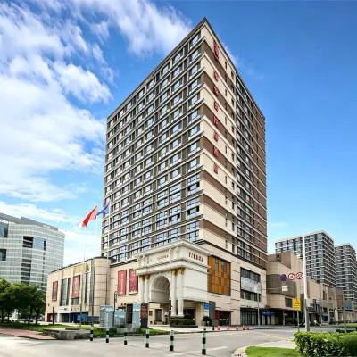 Vienna International Hotel (Wuxi Huishan Yanqiao Metro Station) Hotels near Tianyi Station