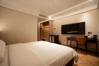 Anbo Hotel (Zhuji High-Speed Railway Station Baolong Plaza) - Wifi