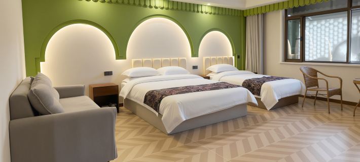 Western Domain Ming She Hotel (Yazhong Mall Huijia Times Changji Shopping Center) Hotel a Changji