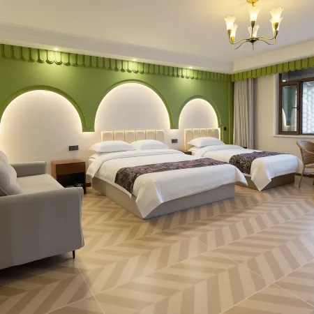 Western Region Mingshe Hotel