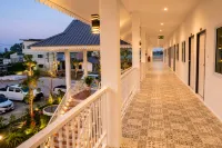 White House Hotel Kamphaeng Phet - Parking