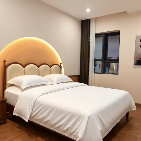 Silu Muge · Yunman Homestay (Turpan Grape Valley)