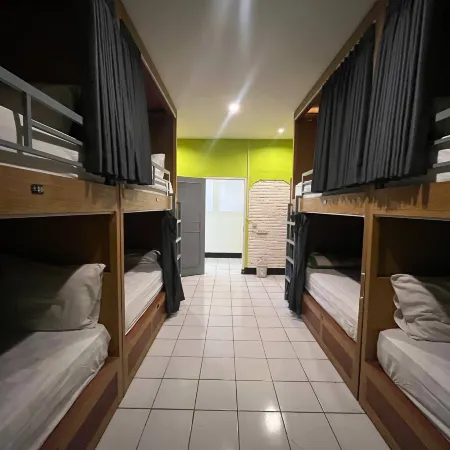 Attara Hostel Senggigi