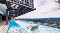 Forte Seasons Mossaz Premium Suites Petaling Jaya by BYON - Pool