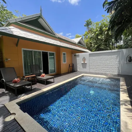 Baan Amphawa Resort & Spa