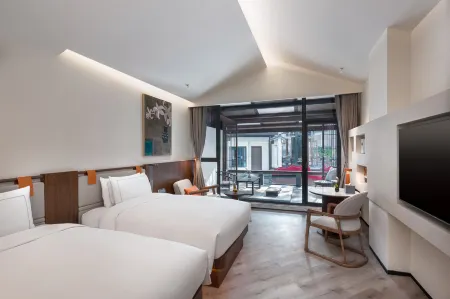TELLUS Qingchengshan Hot Spring Hotel