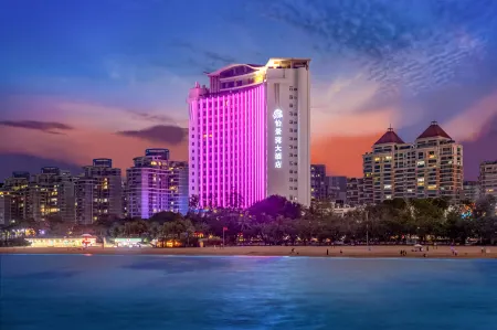 Yijingwan Hotel (Zhuhai Qinglv Road, Seashore Swimming Pool) Отели рядом с достопримечательностью «Gong Amusement Park»