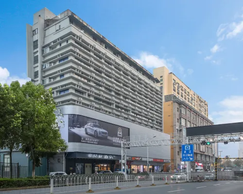 Starway Hotel (Wuhan Jianghan Road Pedestrian Street Jiqing Street) من الخارج Photos