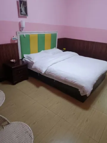 Changde Jinying Hotel