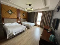 Daqing Jiuhuitan Hot Spring Hotel Отели рядом с достопримечательностью «Yigeng Century Square (Longitude 5th Street)»