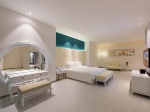 Crystal Orange Hotel· Panjinwenlv International City