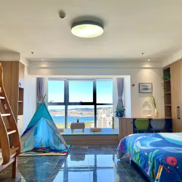 Yinshi Shiguang Homestay (Weihai Hanlefang Railway Station)
