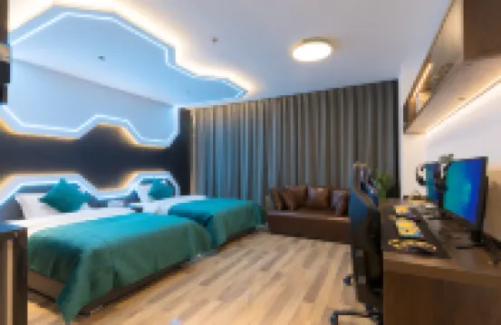 Fengyue Intelligent E-sports Apartment (City Media Plaza)