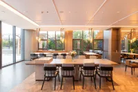 Atour Hotel Binhai Park, Shanwei High-speed Railway Station - sarapan