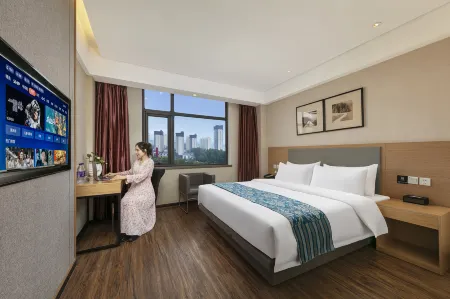 Century Star Holiday Hotel (Nanyang Beijing Avenue Branch)