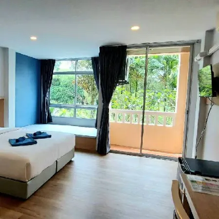 Karon Living Room