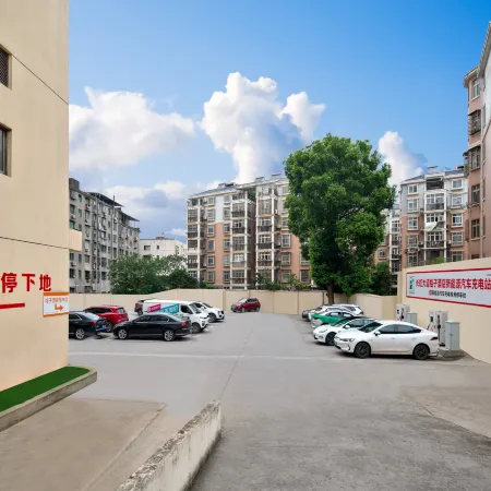 Orange Hotel (Jiujiang Railway Station)