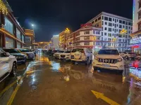Shengfang Hotel (Zuogong County ) - parkir