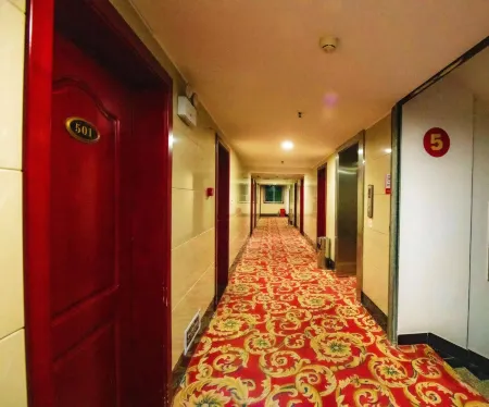 Chunhui Hotel Отели в г. Аньсян
