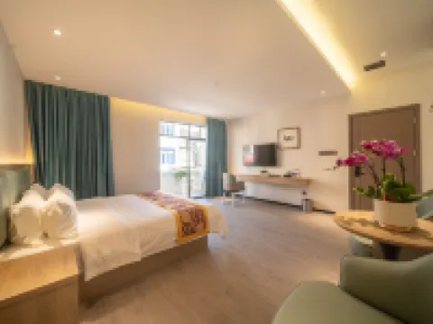 Liangyu Homestay (Beihai Old Street Scenic Area High-speed Railway Station) Hotels in Beihai
