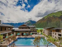 Songtsam Basongcuo Linka Hotel Hotel di Gongbo'gyamda