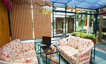 Tengchong Jimei Garden Hot Spring Homestay