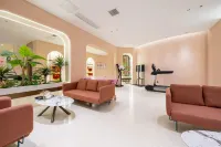 Luoyang Edelweiss Hotel (Yingtianmen Luoqi Ancient City Branch)