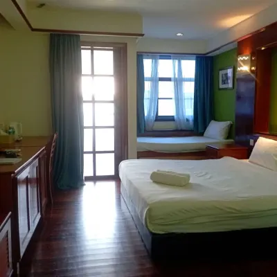 Alpine LXPD Water Chalet Hoteles cerca de Kota Lukut (Fuerte)