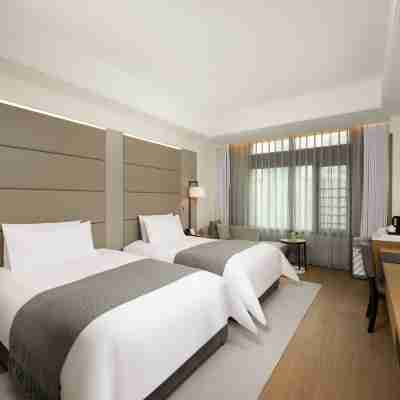 Shunhui Century Baden Hotel Rooms